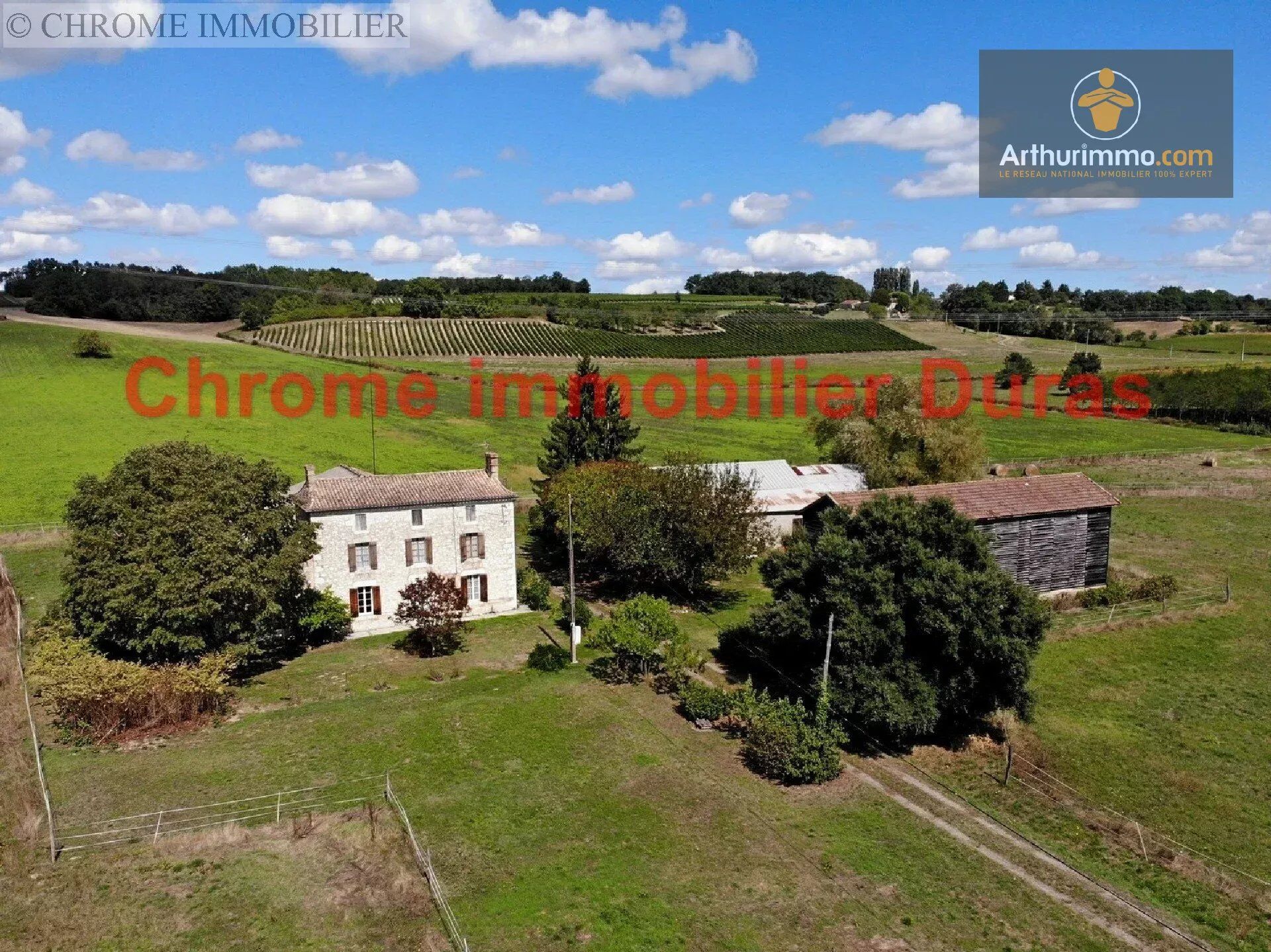 Houses · Duras