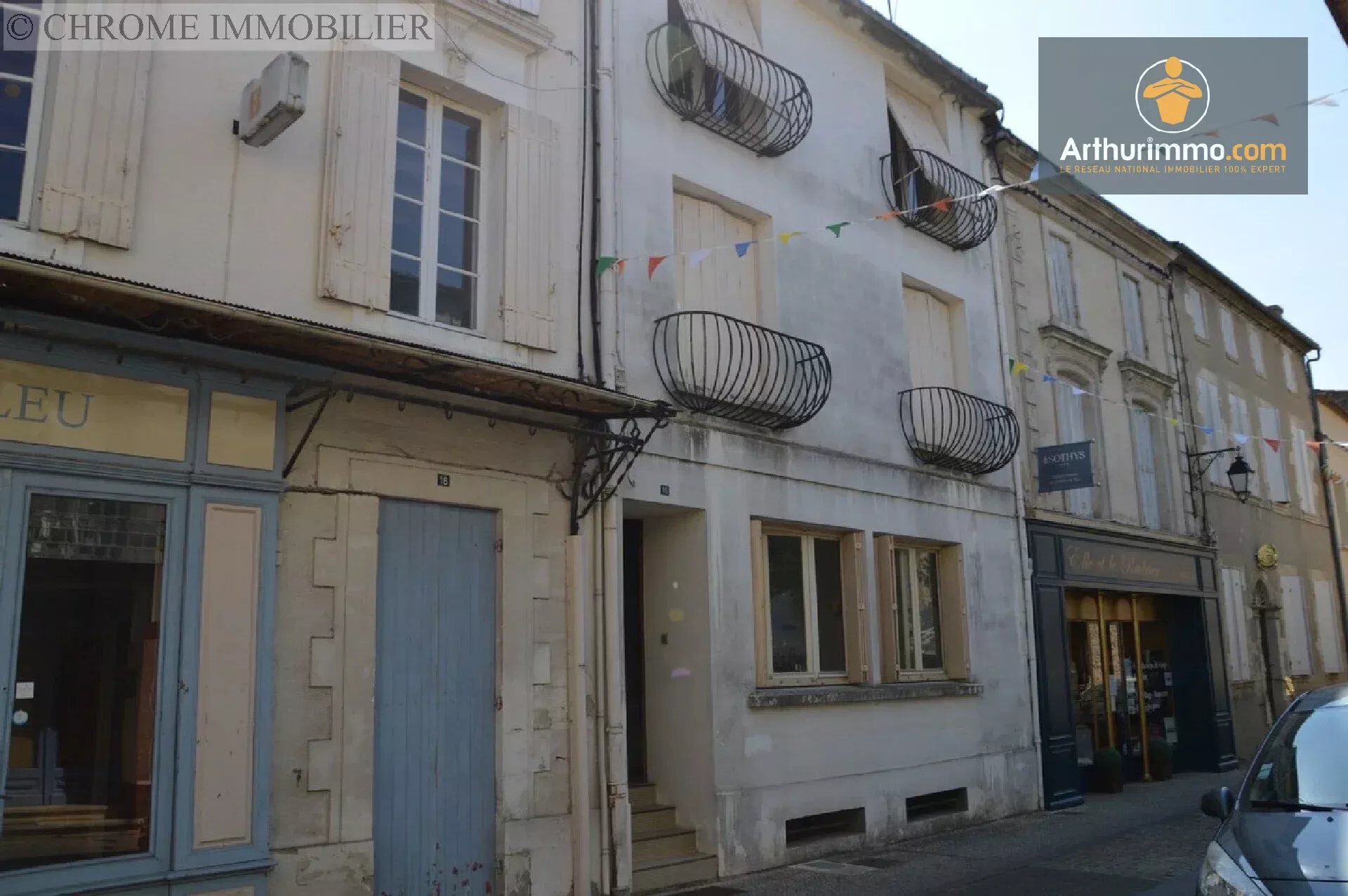 Houses · Duras