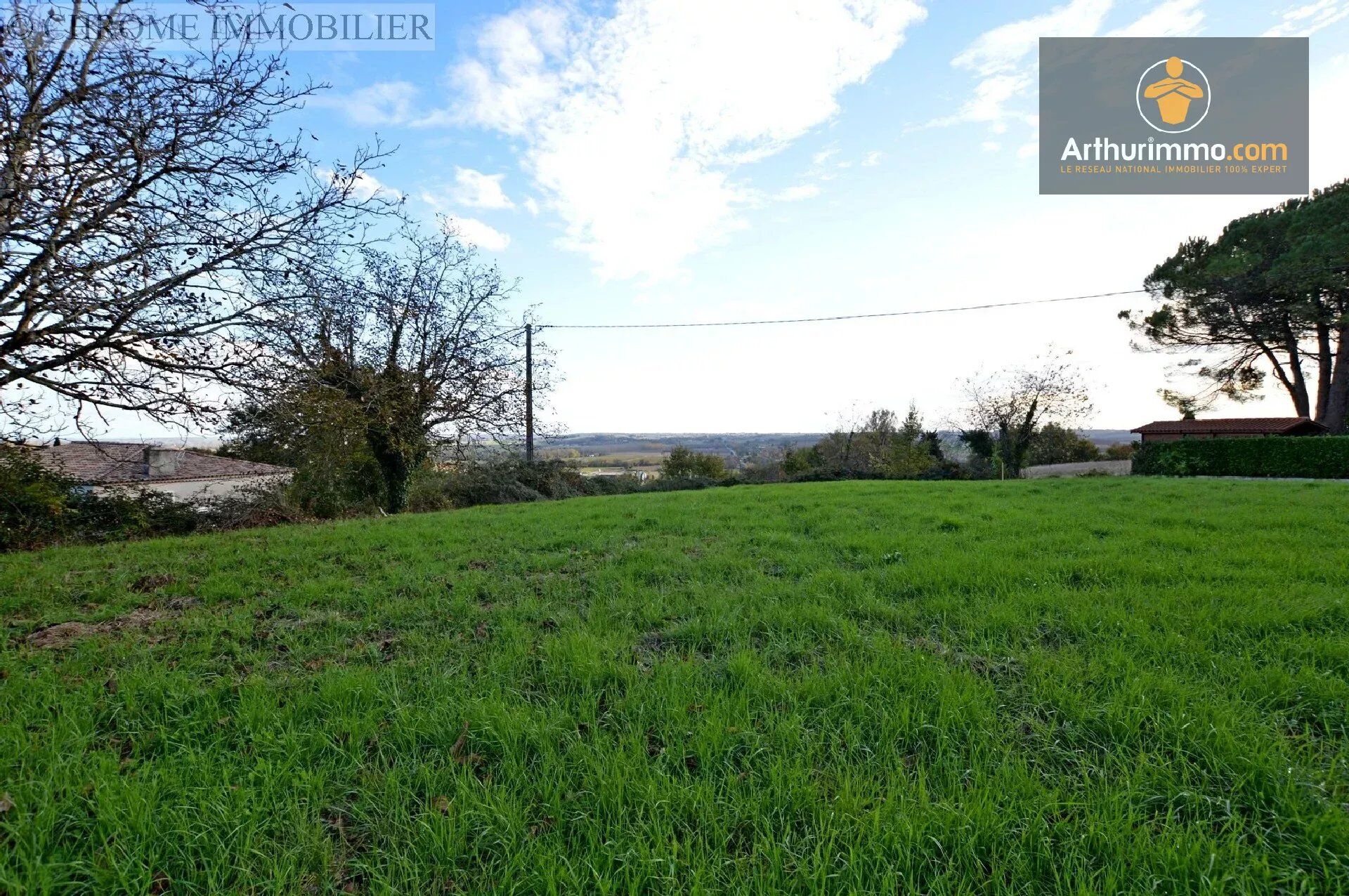 Land · Duras