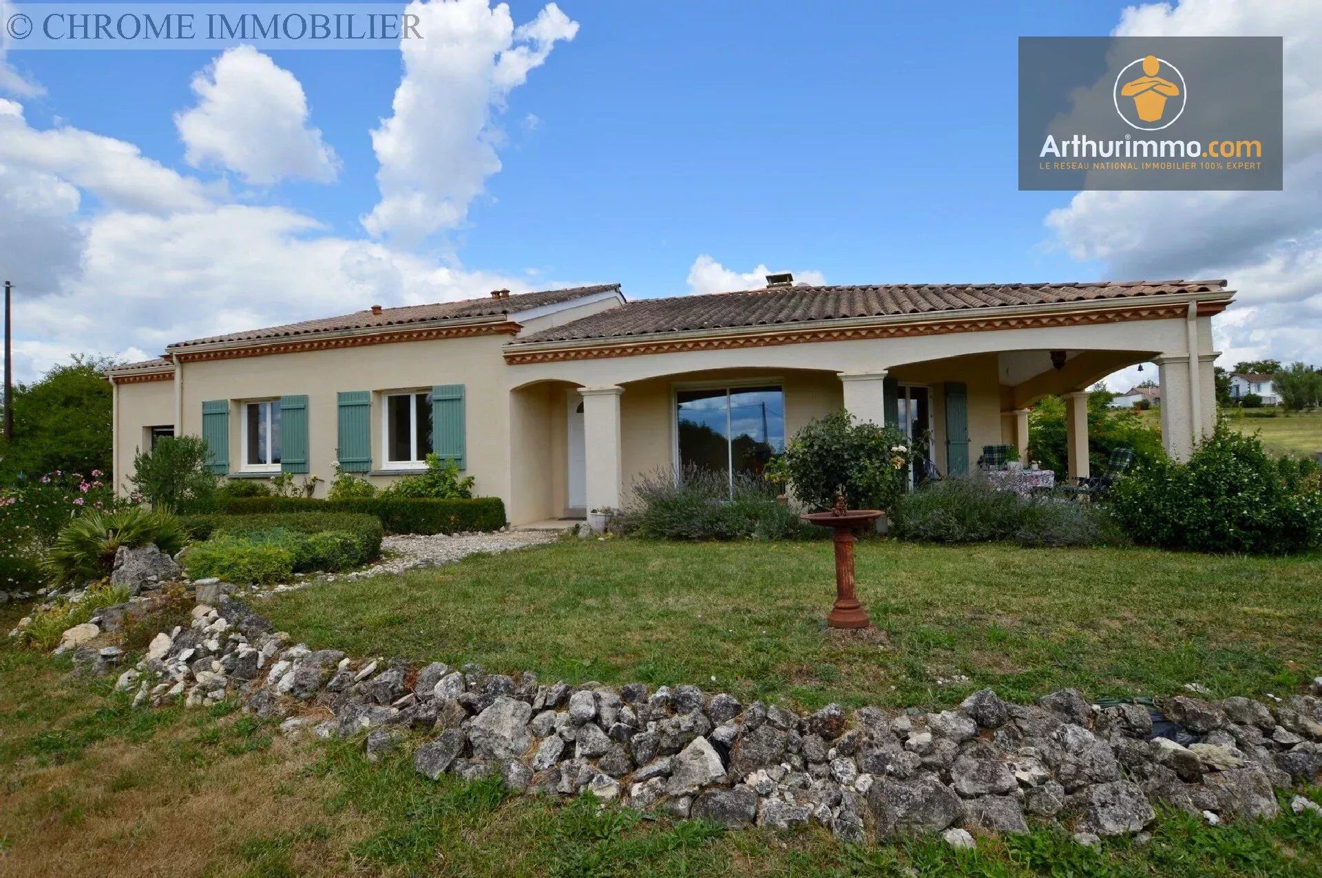 Houses · Duras