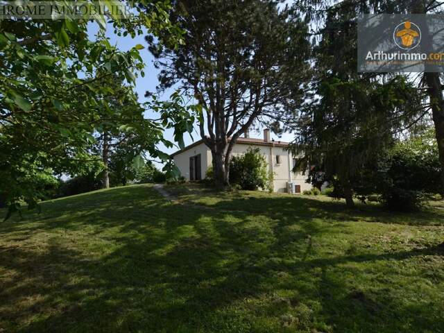 Maison familiale sur sous-sol complet — photo du bien