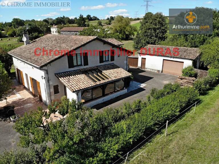 Grande maison sur 8 hectares — photo 1
