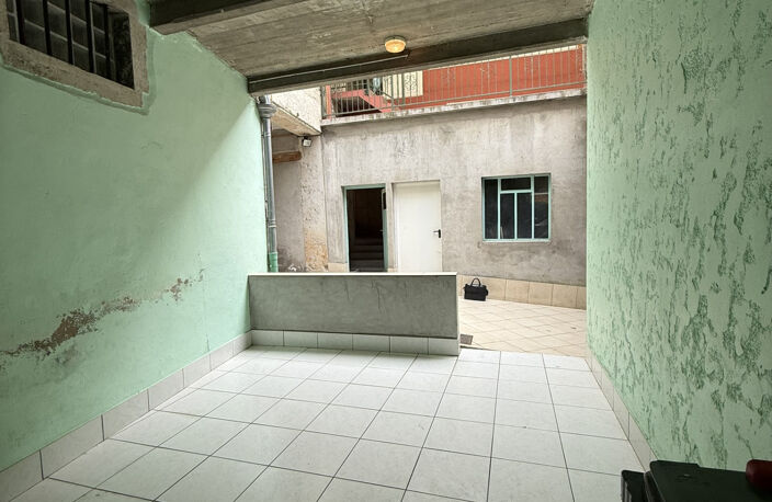LOCAL PROFESSIONNEL 19 M2 - LAGNIEU — photo 2