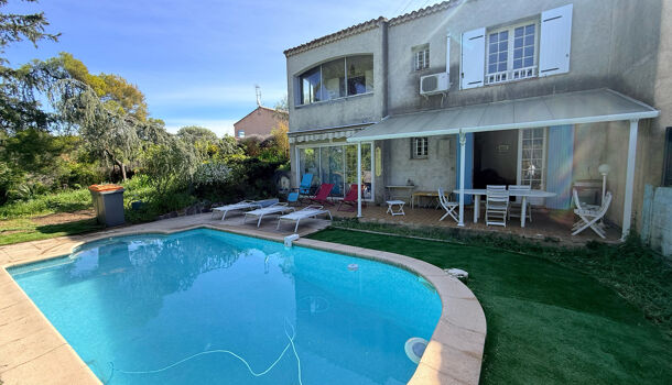 Villa / Maison 4 pièces  à vendre Fréjus 83600