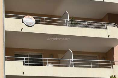 Appartement 3 pièces 183600 €