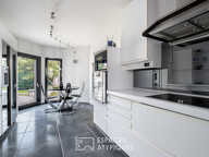 Maison d'Architecte avec Piscine en plein centre d'Irigny — photo 4