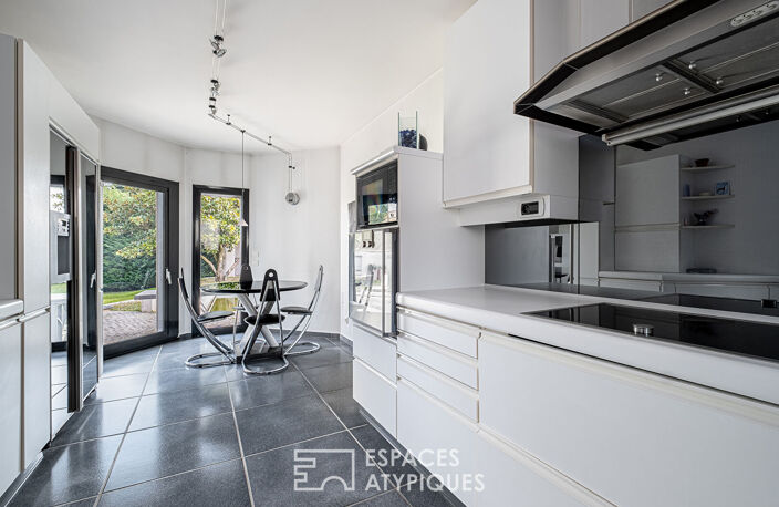 Maison d'Architecte avec Piscine en plein centre d'Irigny — photo 4