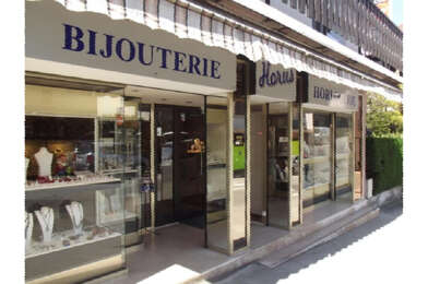 Commerce  68000 €