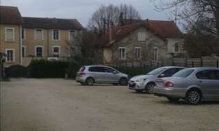Garage   m² à louer à Auxerre (89000)