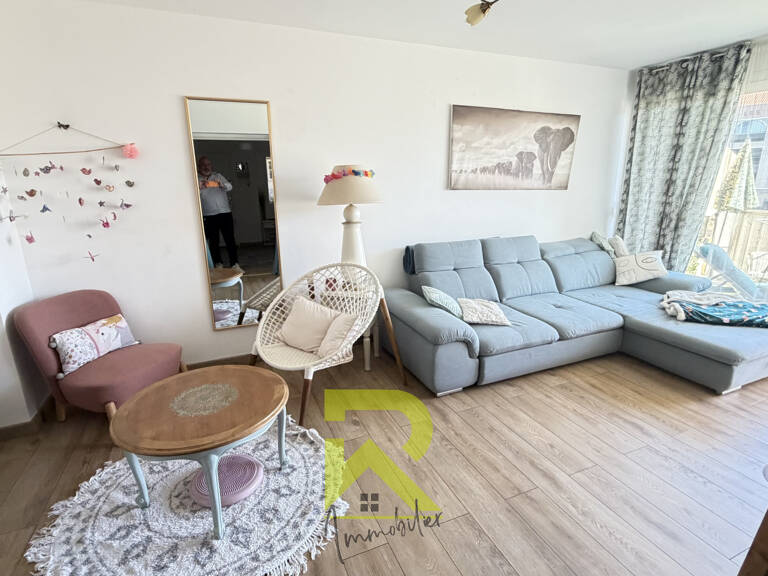 Appartement à vendre 199000 EUR dernier étage avec balcons à A — photo 1