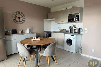 Appartement 3 pièces 254800 €