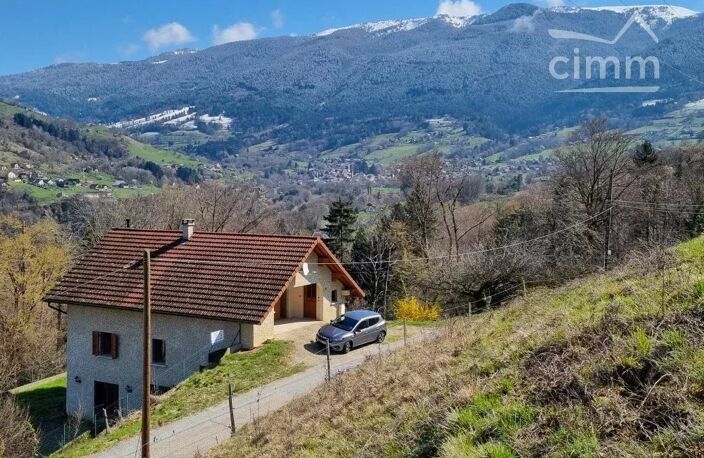 À vendre : maison - T7 - Grand Garage et terrain — photo 2