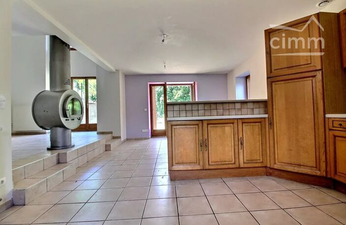 À vendre : maison - T7 - Grand Garage et terrain — photo 5