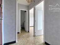 A VENDRE - T2 avec balcon, cave et ascenseur — photo 4