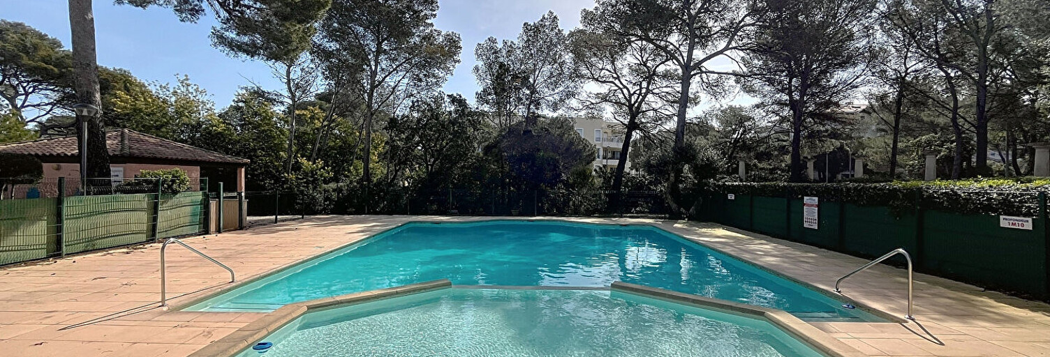 Appartement 2 Pièces 29 m² à louer à Fréjus (83370)