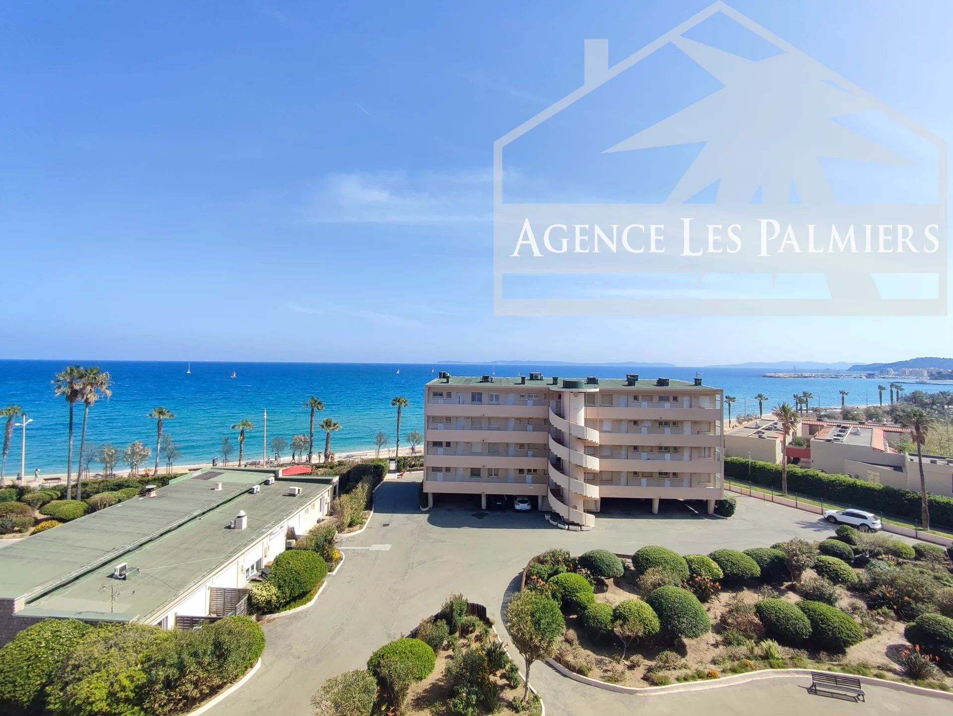 Appartement  T1 à vendre Lavandou (Le) 83980