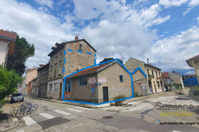 Immeuble  240000 €