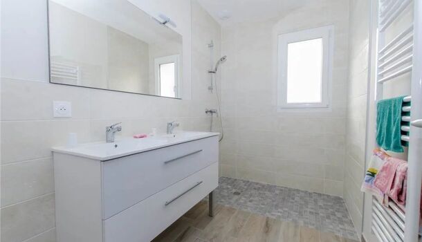 Villa / Maison 4 pièces  à louer Chatte 38160