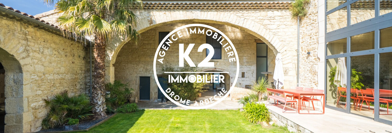 Maison 11 Pièces 423 m² à vendre à Allan (26780)