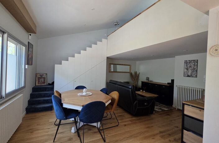 Maison de ville rénovée — photo 2