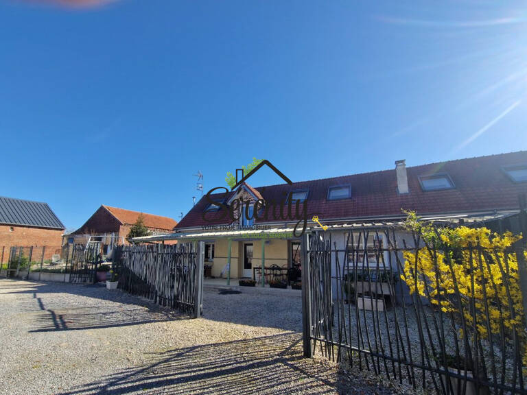 Ensemble immobilier de Rapport composé de 4 T2, d'une habitatio — photo 1