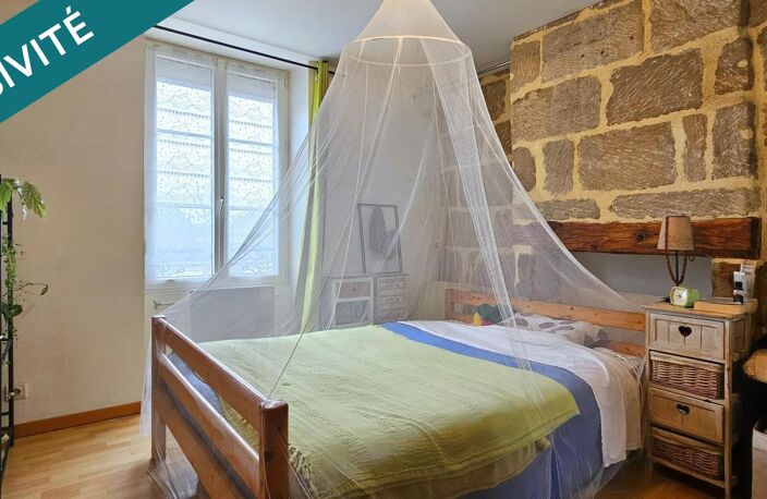 Immeuble - 2 Apt et 1 Local commercial — photo 4