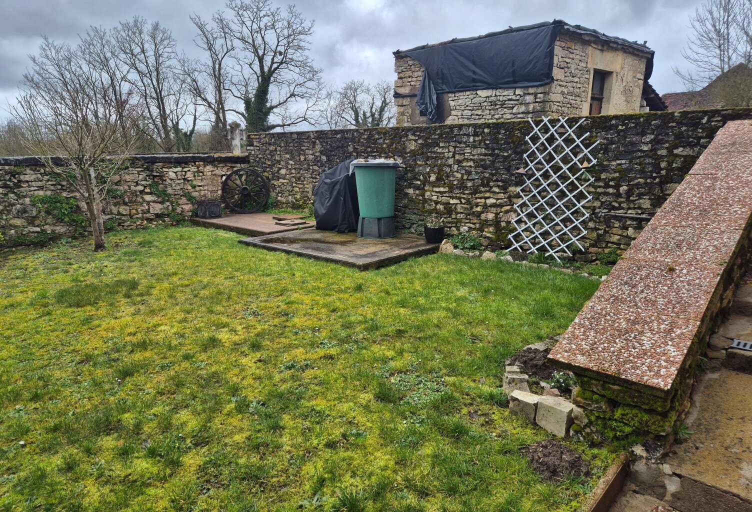 MAISON PESMES CENTRE — photo 1