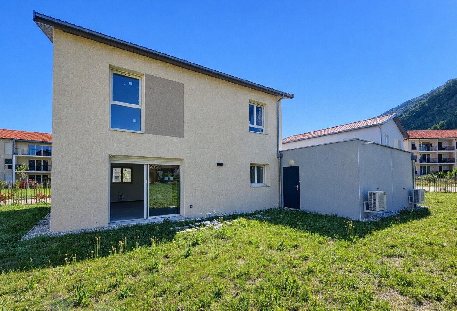 maison neuve T4 de 90 m² + garage  Terrain de 449 m² — photo 1