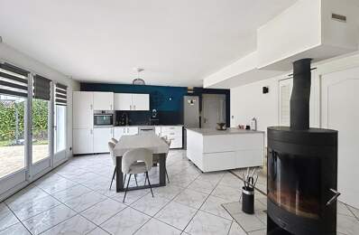 MAISON 4 PIÈCES   PROCHE DES COMMODITÉS — photo du bien