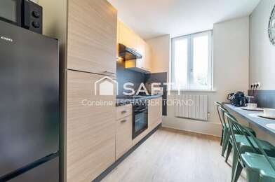 Appartement 3 pièces 740 €
