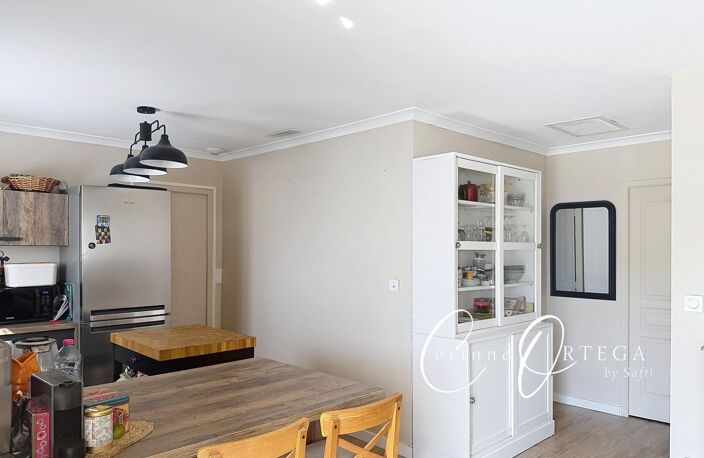 Maison plain pied - T 4 - Garage et Piscine — photo 4
