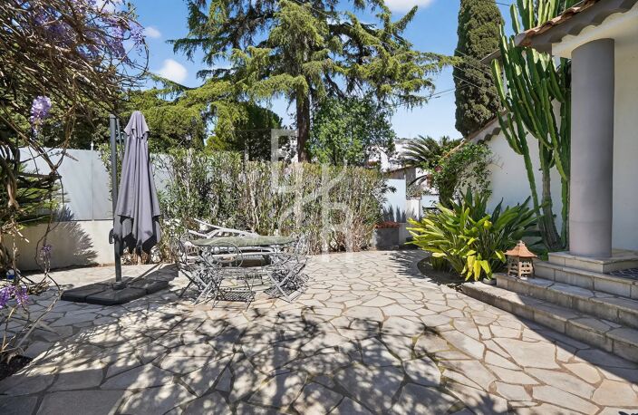 Achat/ Vente Villa Cannes à pieds des commerces — photo 4