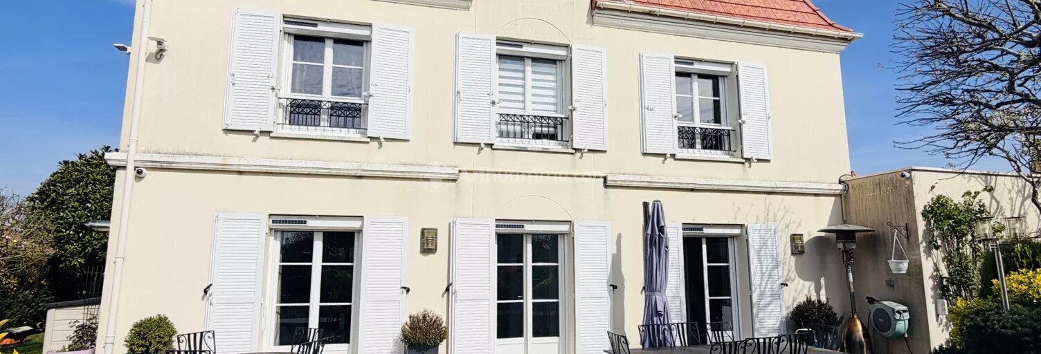 Maison 9 Pièces 198 m² à vendre à Ozoir-la-Ferrière (77330)