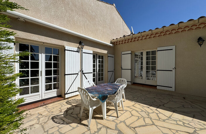 Villa de plain-pied 152m2- DPE B - piscine - terrain paysage — photo 5