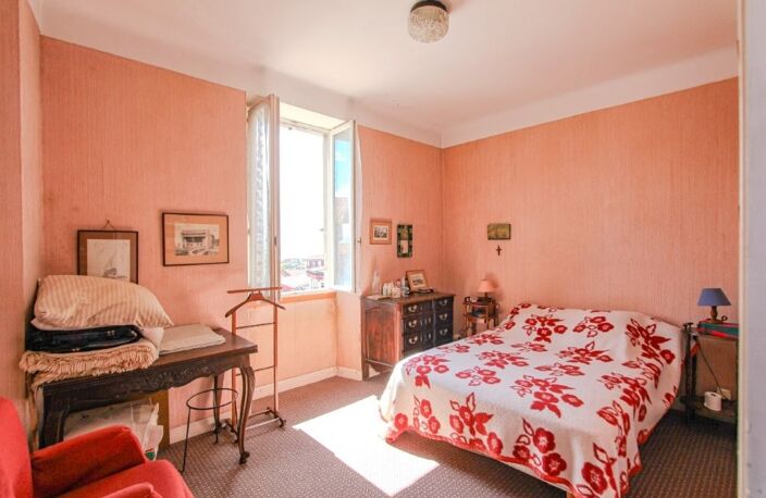  PLEIN CŒUR DE BIDART APPARTEMENT LUMINEUX A RENOVER PROCHE PLAGE / APERÇU OCÉAN — photo 4
