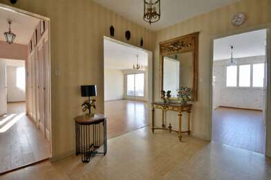 Appartement 5 pièces 259900 €