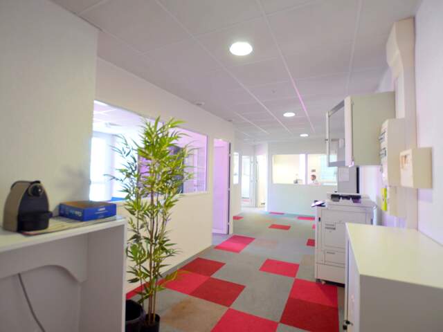 Beuax bureaux en étage + parkings — photo du bien