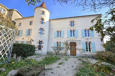 Maison  470000 €