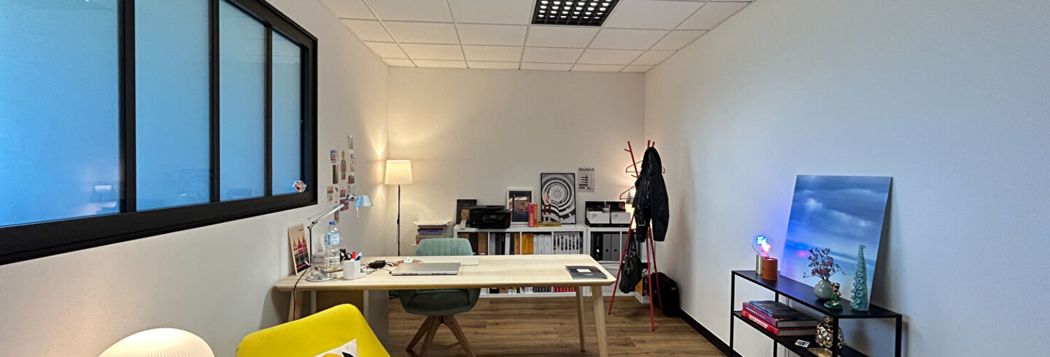 Commerce  17 m² à louer à Bétheny (51450)