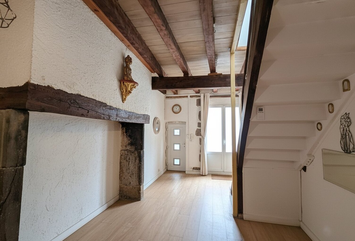 Duplex — photo 1