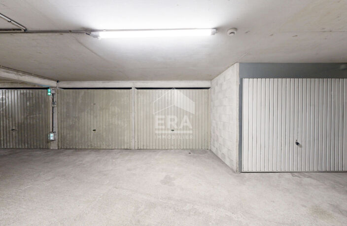 NICE GAMBETTA / CARRÉ D'OR : BEAU GARAGE FACILE D'ACCÈS — photo 4