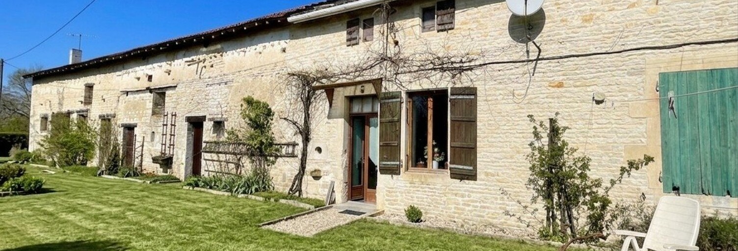 Maison 11 Pièces 172 m² à vendre à Loubillé (79110)