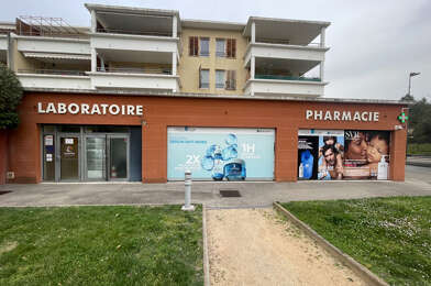 Commerce 4 pièces 1990 €