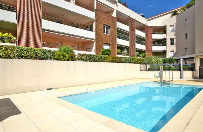 ST RAPHAEL TRIANGLE D'OR. A PIED PLAGES, CENTRE, GARE. PISCINE — photo 4