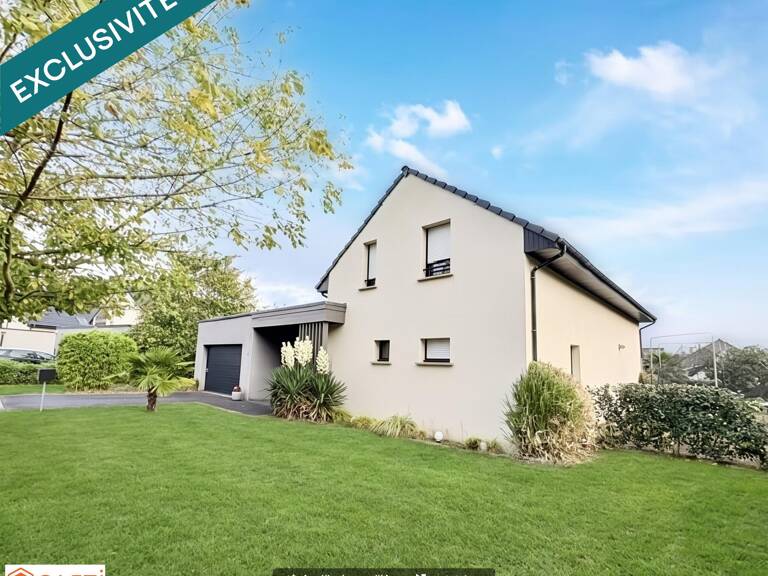 EN EXCLUSIVITÉ  Superbe pavillon individuel de 160 m² semi plain-pied à Saint-Amand-les-Eaux avec garage — photo 1