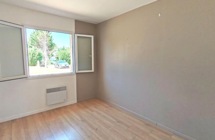 Maison 150 M2 avec piscine, double garage et suite/studio — photo 4