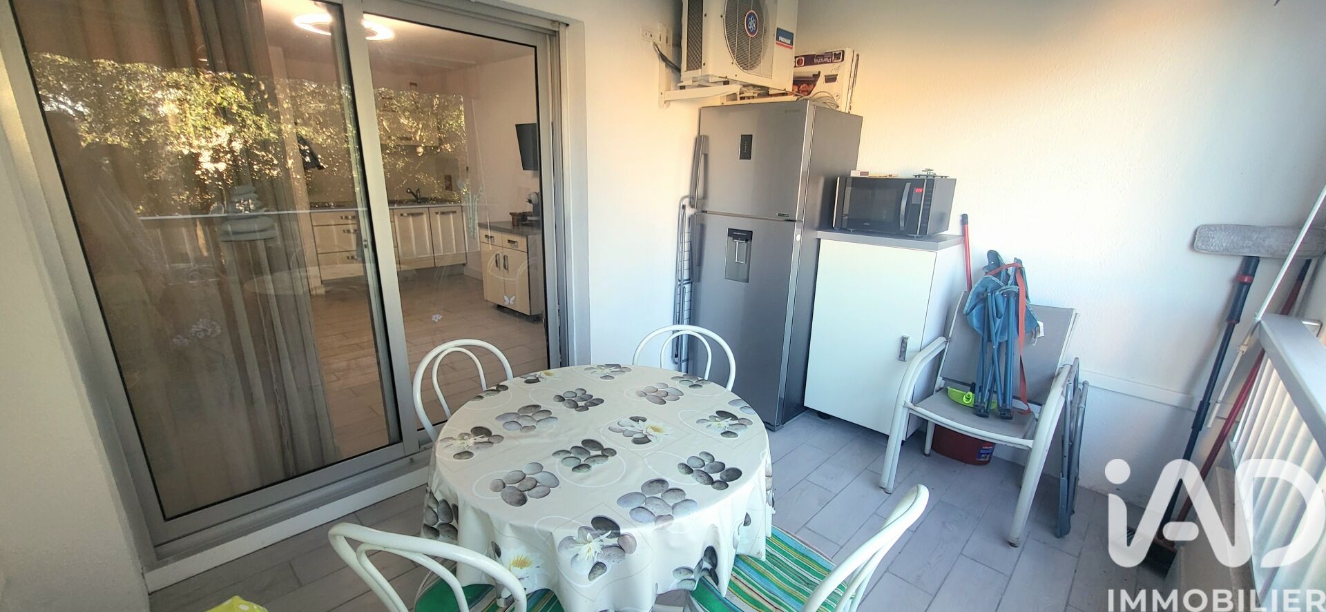 Vente Appartement 1 pièce - Photo 2