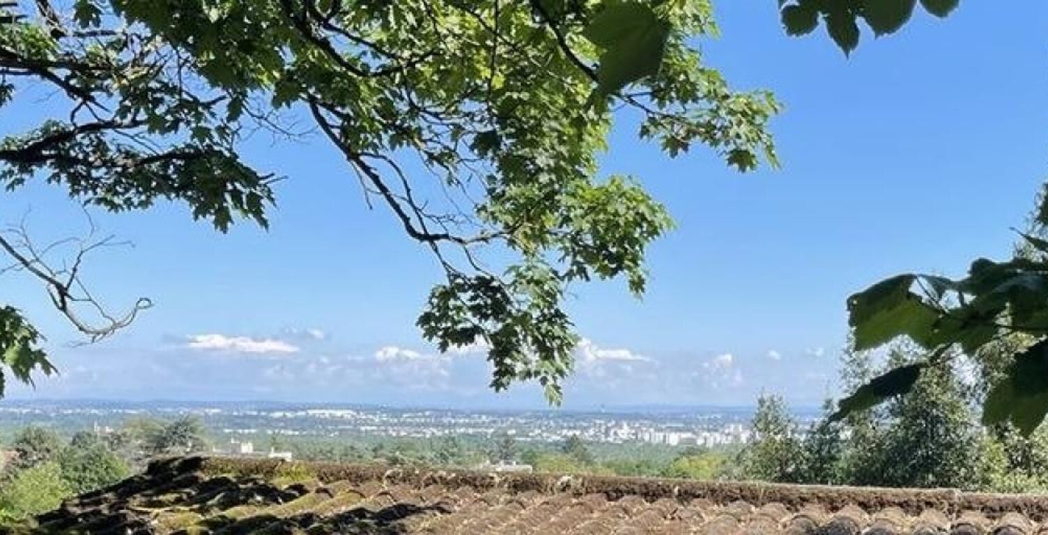 Terrain à bâtir, viabilisé et libre constructeur — photo 1