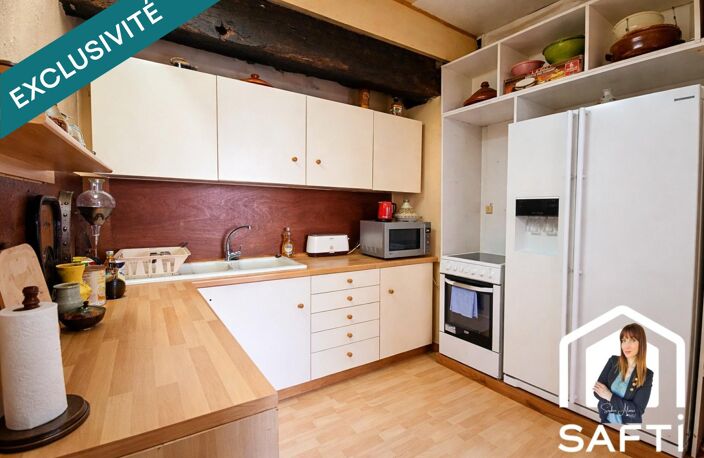 Beaux volumes et fort potentiel au cœur d'un village d'exception ! — photo 4