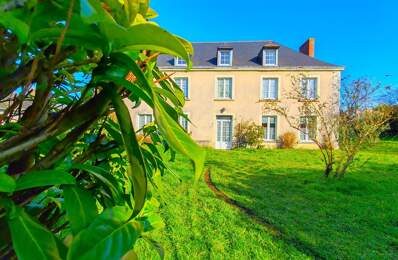 Ancien presbytère  avec ses dépendances et son terrain ! — photo du bien